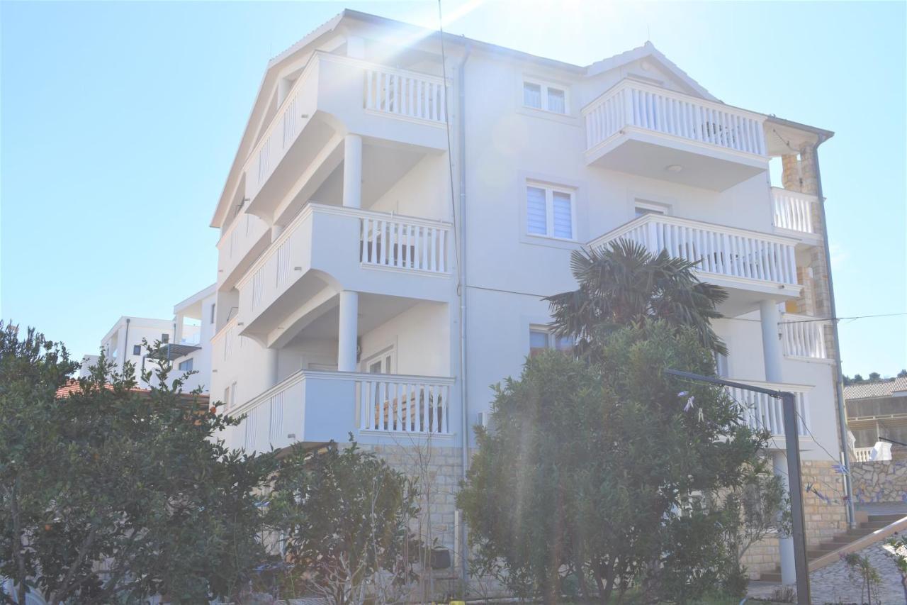 Apartments Janja Murter Zewnętrze zdjęcie