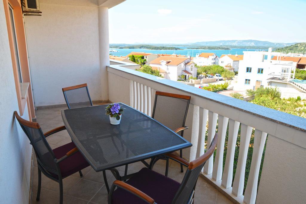 Apartments Janja Murter Zewnętrze zdjęcie